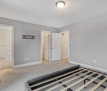 For Lease - 1340 Lormel Gate, Innisfil, Ontario - Photo 5