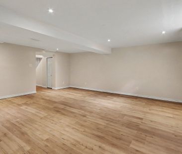 For Lease - 19 Kalbrook Street, Kanata, Ontario - Photo 2