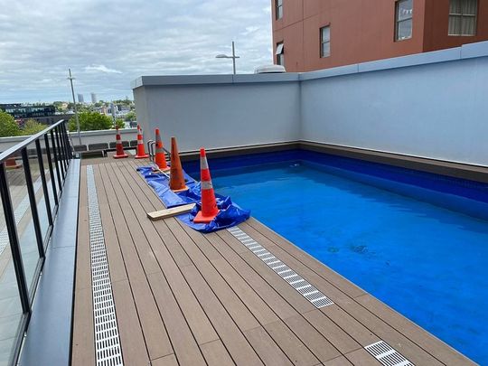 Carpark, Pool, and Gym Included! - Photo 1