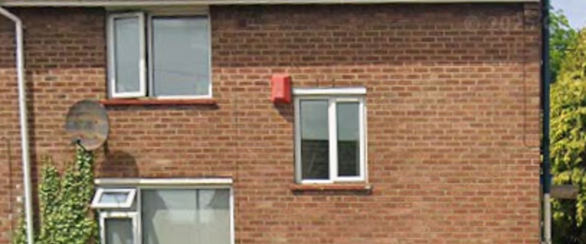 Ambleside Avenue Room 4 - Photo 1