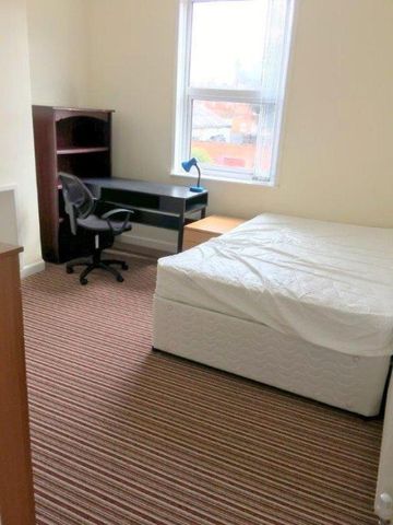 3 bedroom house share to rent - Photo 3