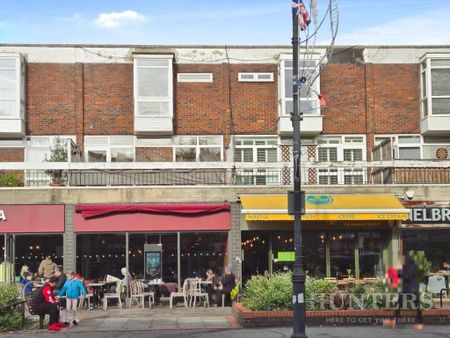 2 bedroom maisonette to rent - Photo 2