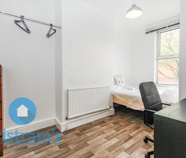 3 bed Apartment for Rent - Photo 6