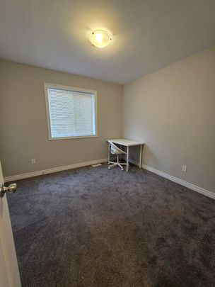 For Lease - 66C Battle Street, Thorold, Ontario - Photo 1