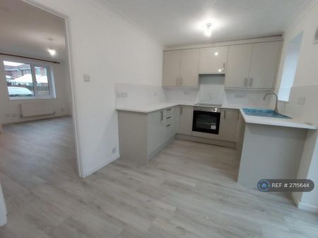 3 bedroom end of terrace house to rent - Photo 5