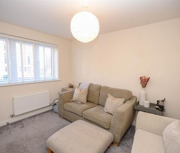 2 bedroom terraced house to rent - Photo 2
