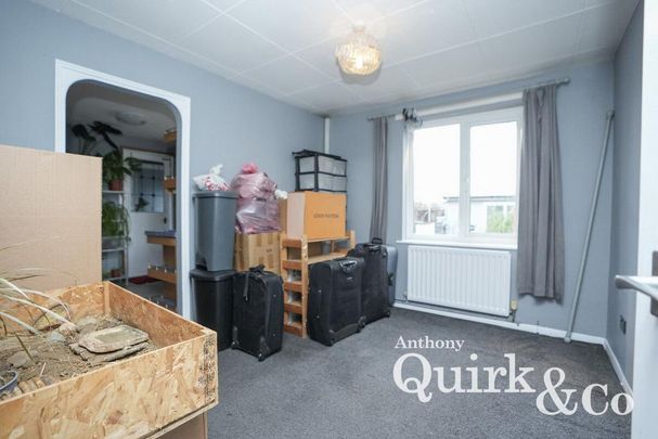 4 bedroom terraced house to rent - Photo 1