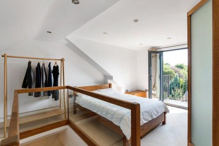 3 bedroom semi-detached house to rent - Photo 4