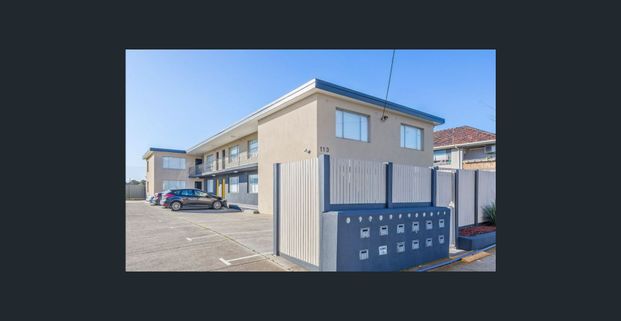 Perfectly positioned! - Photo 1