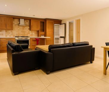 House share to rent - Photo 3