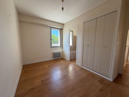 Location Appartement 2 pièces 44m² - Photo 4