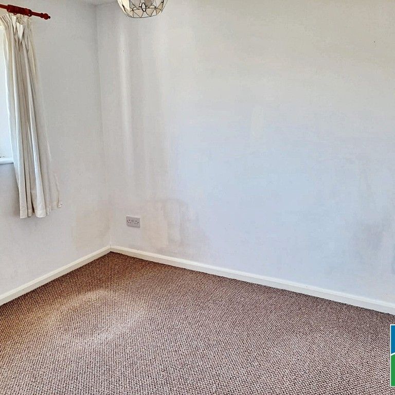 2 bed terraced house to rent in The Highgrove, Cheltenham, GL52 - Photo 1