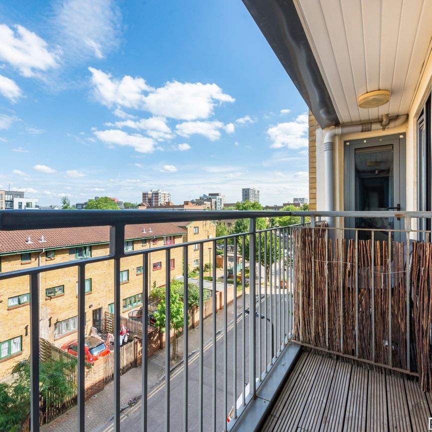 1 bed Flat in Hanover Court 5 Stean Street, London, E8 4ED - Photo 1