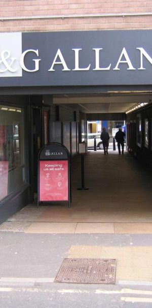 Property to rent - Photo 1
