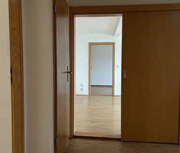 Gesucht? Gefunden... 4-Zi.-Wohnung im Dachgeschoss für Familien oder Paare zu vermieten! - Photo 3