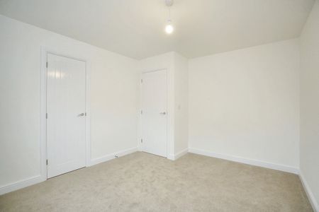 Kingfisher Drive - Photo 4