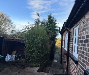 2 bedroom semi-detached house to rent - Photo 3