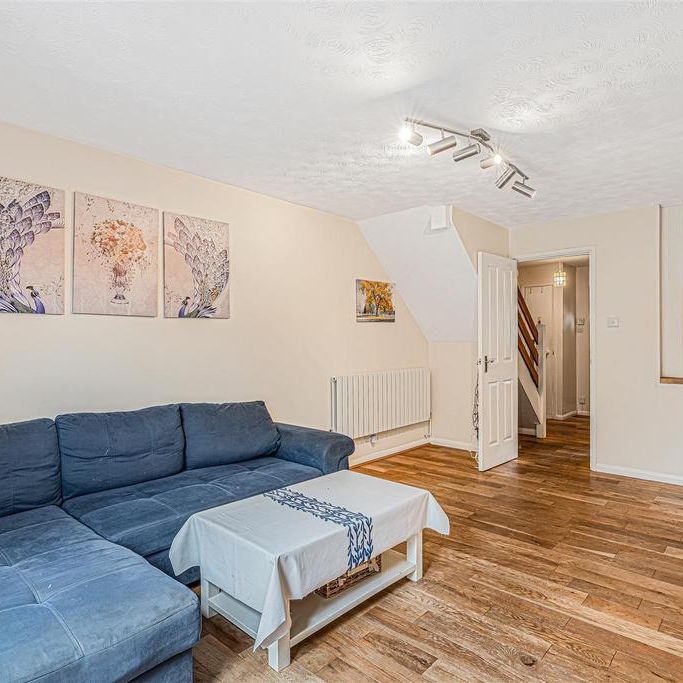 2 bedroom house to rent - Photo 1