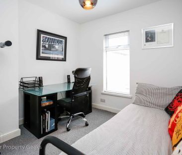 24 Melrose Avenue, Belfast, BT5 5JD - Photo 5