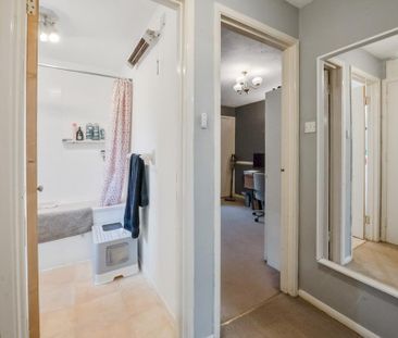 1 bedroom ground floor maisonette to rent - Photo 2