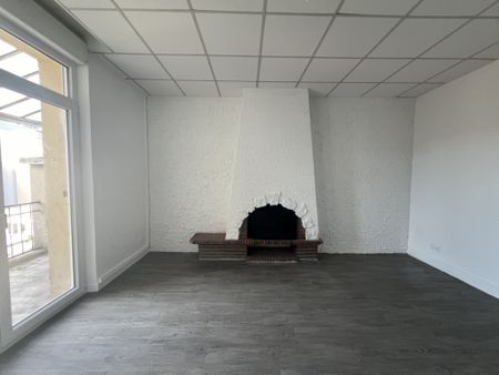 Location Appartement 3 pièces 63m² REIMS 51100 - Photo 3
