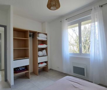 Location - Appartement T3 bis de 94 m² avec terrasse et jardin - Photo 6