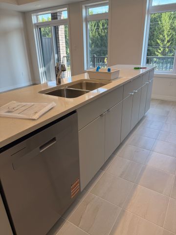 For Lease - 46 Thatcher Drive Unit# H078, Guelph, Ontario - Photo 2