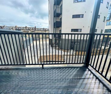 Flat 62, 5 Martin Court, Hastings, TN34 1EF - Photo 5