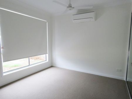 Spacious 3 bedroom unit - Photo 2