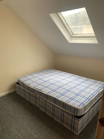 27 Balfour Avenue (NOT HMO registered), Belfast BT7 2EU - Photo 2