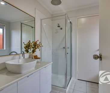 FRESHLY RENOVATED IN BERWICK - Photo 2