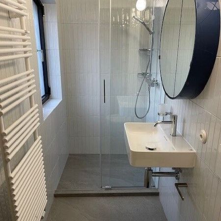 Beaucoup de charme pour cet appartement neuf de 60 m2 environ, en triplex sur cour. - Foto 4