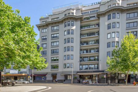 Sleek urban living in Potts Point's acclaimed `The Hampton' - Photo 5
