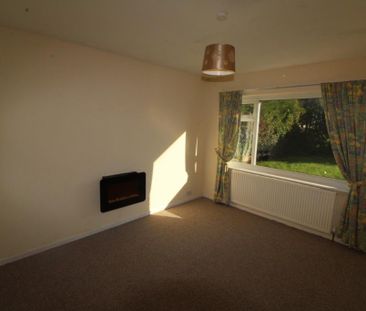 3 bedroom detached house to rent - Photo 2