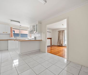 5 Ridley St, Burwood East VIC 3151 - House For Rent | Domain - Photo 6