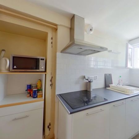 Location Appartement 1 pièce 24m² MONTMORILLON 86500 - Photo 3
