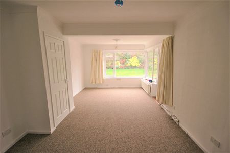 2 bedroom detached to let - Photo 3