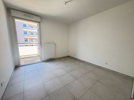 Apartment - Photo 4