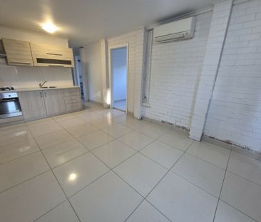 2 Bedroom Granny Flat + Water, Gas, Internet Included! - Photo 1