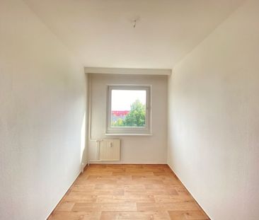 Schöne Dreiraumwohnung mit Balkon und neuem Badezimmer - Photo 1