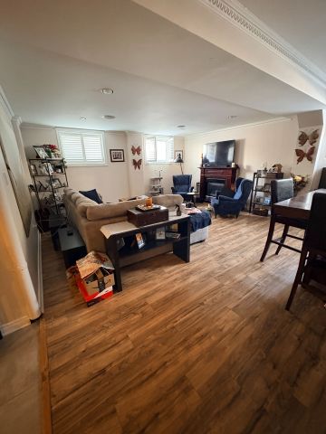 For Lease - 86 Peter Street, Markham, Ontario - Photo 3