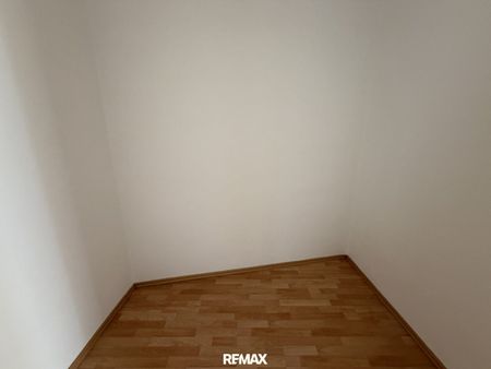 Geräumige 4 Zi. Wohnung im Zentrum von Wels - Photo 3