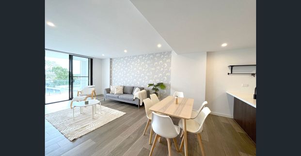 Fully furnished 3 bedroom apartment! - Photo 1