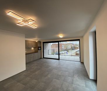 Prachtig energiezuinig nieuwbouwappartement met overdekt terras - Photo 2