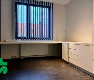 Appartement met 2 slaapkamers en 2 badkamers gelegen nabij het cent... - Photo 3