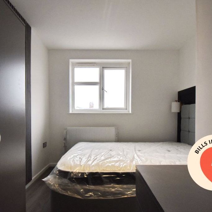 Lynton Road, Bedminster - Photo 1