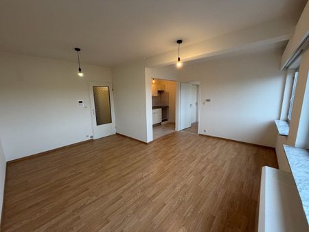 Genk-centrum, Dieplaan 29 bus 28 - Gezellig appartement met 1 slaapkamer (47 m2) en kelderberging. - Photo 4