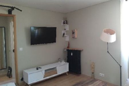 STUDIO meublé Proche Centre - Photo 4