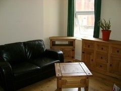 Rooms available shared house in Lenton - Photo 2