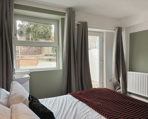 1 bedroom house of multiple occupation to rent - Photo 1